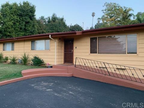 169 Ocean View Dr, Vista, CA 92084 photo 2