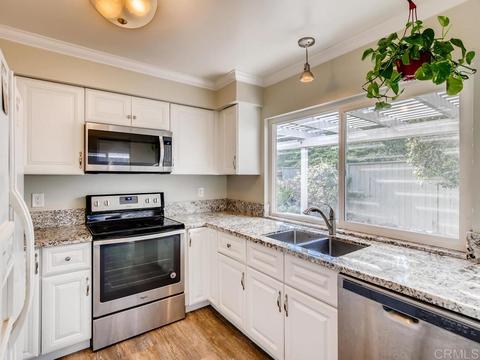 2369 Valley View Pl, Escondido, CA 92026 photo 6