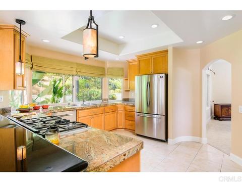 1901 Continental Lne, Escondido, CA 92029 photo 4