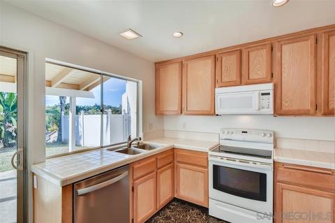 3053 Gayla Ct, Spring Valley, CA 91978 photo 9