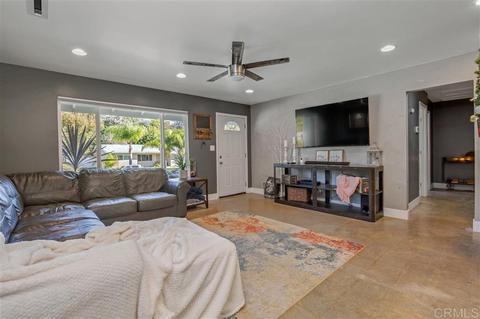327 Foussat Rd, Oceanside, CA 92054 photo 6