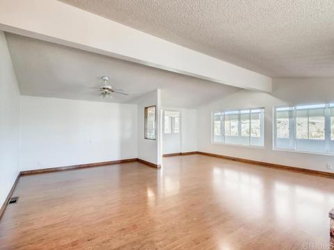 5220 Weymouth Way, Oceanside, CA 92057 photo 4