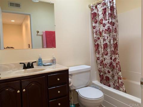 1186 Madera Ln, Vista, CA 92084 photo 10