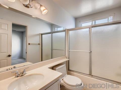 1241 Longfellow Rd, Vista, CA 92081 photo 8