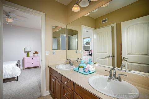 1011 Scarlet Way, Encinitas, CA 92024 photo 20