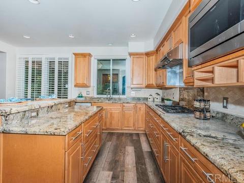 6590 Robinea Dr, Carlsbad, CA 92011 photo 8
