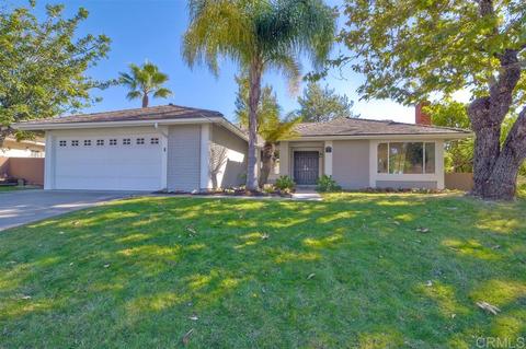2051 Cima Ct, Carlsbad, CA 92009 photo 2