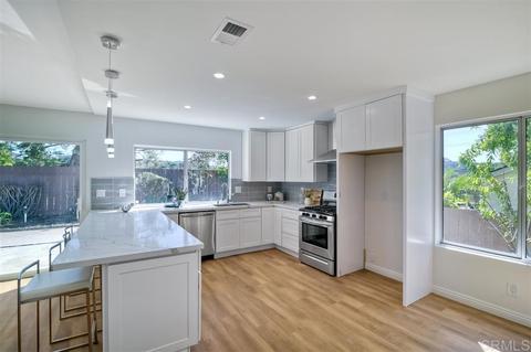 2051 Cima Ct, Carlsbad, CA 92009 photo 5