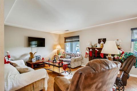 1313 Joy, Fallbrook, CA 92028 photo 2
