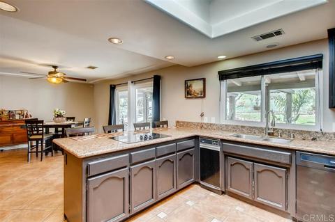 1313 Joy, Fallbrook, CA 92028 photo 5