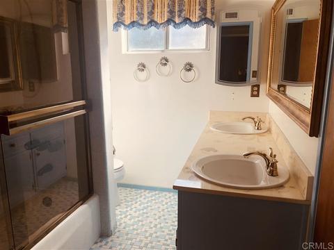 675 Tyrone, El Cajon, CA 92020 photo 20