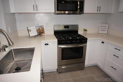 8627 Hacienda Rd, Santee, CA 92071 photo 6