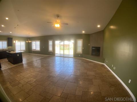 628 Pepper Dr, El Cajon, CA 92021 photo 4