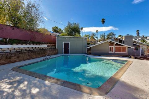 402 Avalon Dr, Vista, CA 92084 photo 21