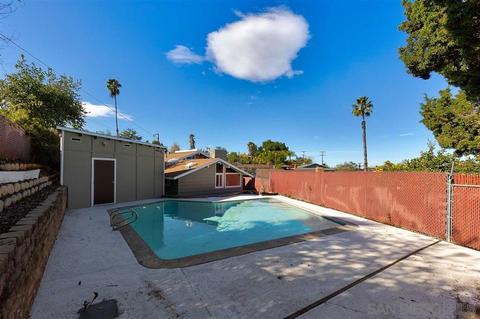 402 Avalon Dr, Vista, CA 92084 photo 20