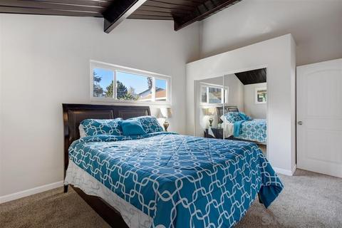 402 Avalon Dr, Vista, CA 92084 photo 11