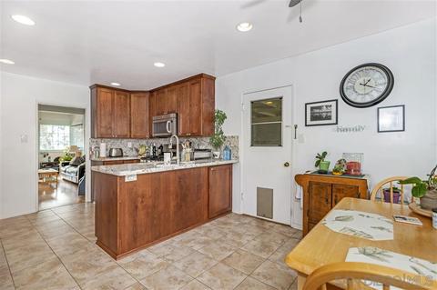 505 10th St, Coronado, CA 92118 photo 8