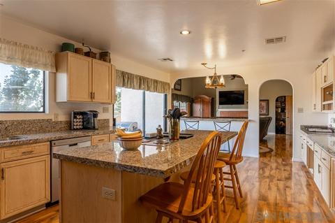 6298 Juergens Vis, Alpine, CA 91901 photo 9
