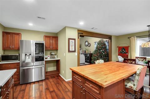 920 Felicidad Dr, Fallbrook, CA 92028 photo 12