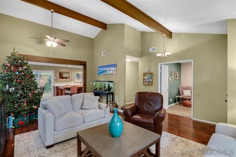 920 Felicidad Dr, Fallbrook, CA 92028 photo 3