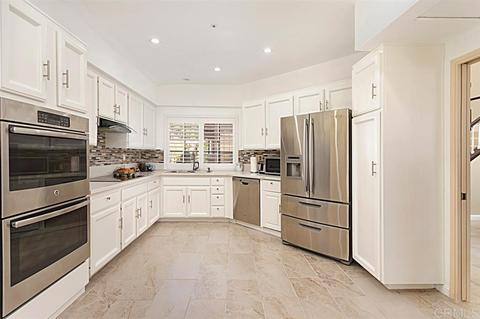 2286 Vista Valley Ln, Vista, CA 92084 photo 4