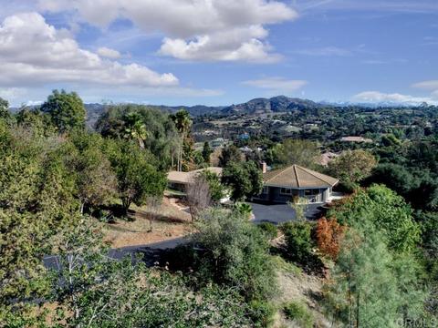 1351 Knoll Park Ln, Fallbrook, CA 92028 photo 1