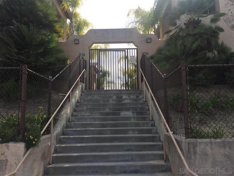 115 6th St #204, Ramona, CA 92065 photo 2