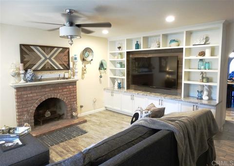2392 Appian Rd, Carlsbad, CA 92010 photo 2