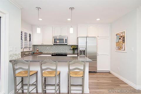 554 E Ave, Coronado, CA 92118 photo 11