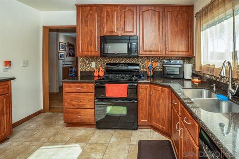 9748 Abbeyfield Rd, Santee, CA 92071 photo 3