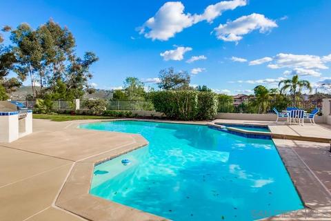 13814 Lake Poway Rd, Poway, CA 92064 photo 2