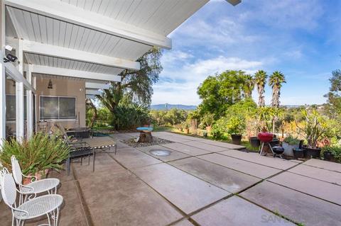 1918 Acacia Ln, Fallbrook, CA 92028 photo 6