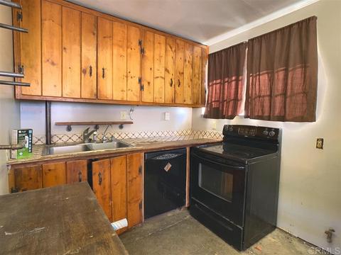 14716 El Monte Rd, Lakeside, CA 92040 photo 5