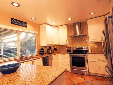 12640 Oakbrook Ct, Poway, CA 92064 photo 7
