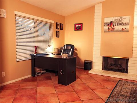 12640 Oakbrook Ct, Poway, CA 92064 photo 2