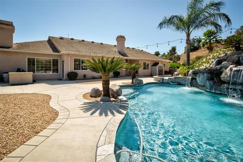 20611 Viento Valle, Escondido, CA 92025 photo 2