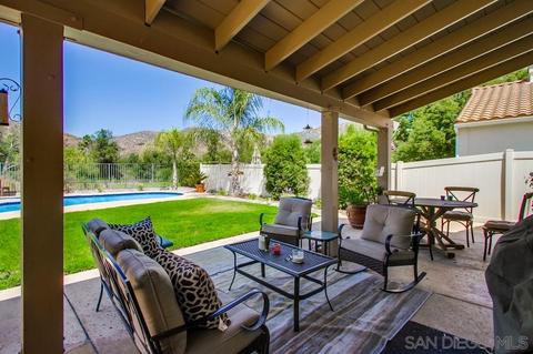 2302 Fallbrook Pl, Escondido, CA 92027 photo 19