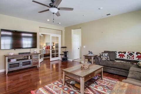 2302 Fallbrook Pl, Escondido, CA 92027 photo 5