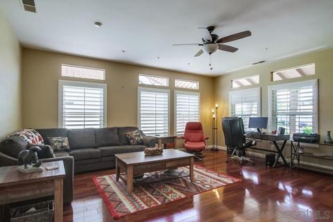 2302 Fallbrook Pl, Escondido, CA 92027 photo 3