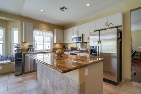 2302 Fallbrook Pl, Escondido, CA 92027 photo 7