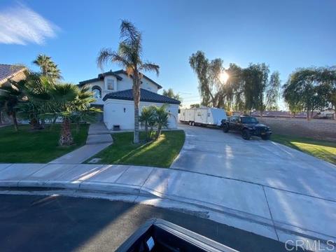 1100 Turquoise St, Calexico, CA 92231 photo 2