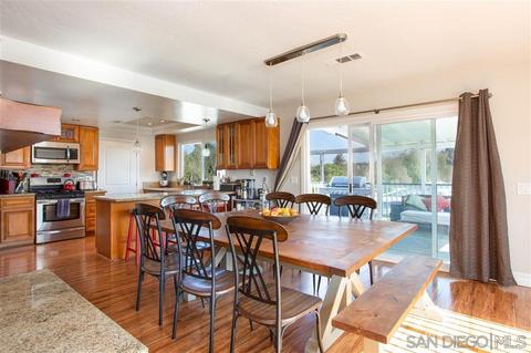 1545 Hillcrest Ln, Fallbrook, CA 92028 photo 9