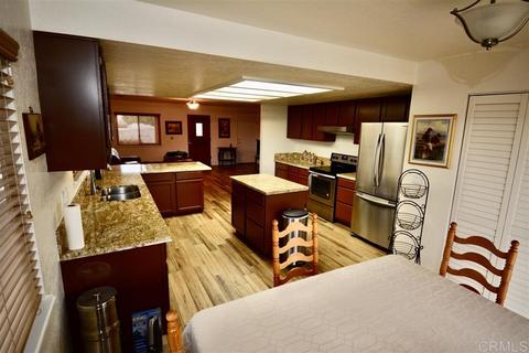 611 W W Fig St, Fallbrook, CA 92028 photo 11