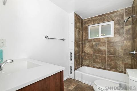 9304 Crest Dr, Spring Valley, CA 91977 photo 18