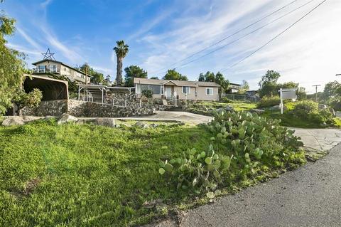 9304 Crest Dr, Spring Valley, CA 91977 photo 4