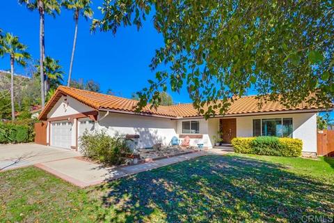 1251 Betts St, El Cajon, CA 92020 photo 2