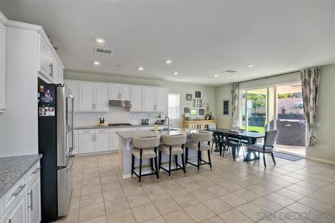627 Stirrup Way, Escondido, CA 92026 photo 10