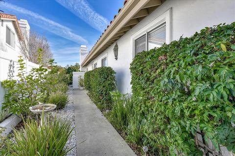 4822 Galicia Way, Oceanside, CA 92056 photo 3