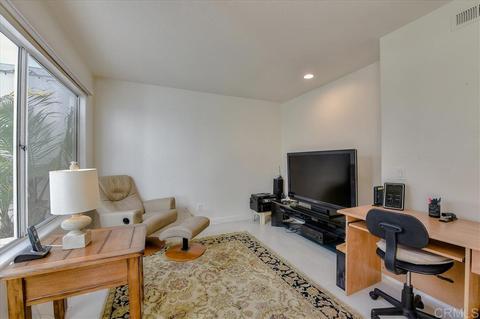 4822 Galicia Way, Oceanside, CA 92056 photo 12