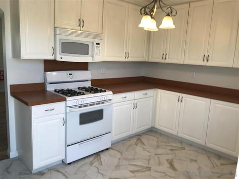 9370 De Camp Dr, La Mesa, CA 91942 photo 3